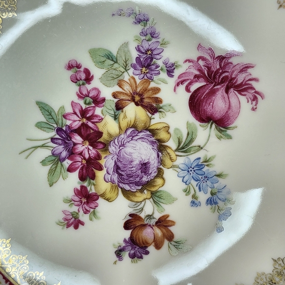 Antique Dresden Dinner Plate Dresden Bavaria Schumann Crown Wildflowers red - Picture 11 of 12